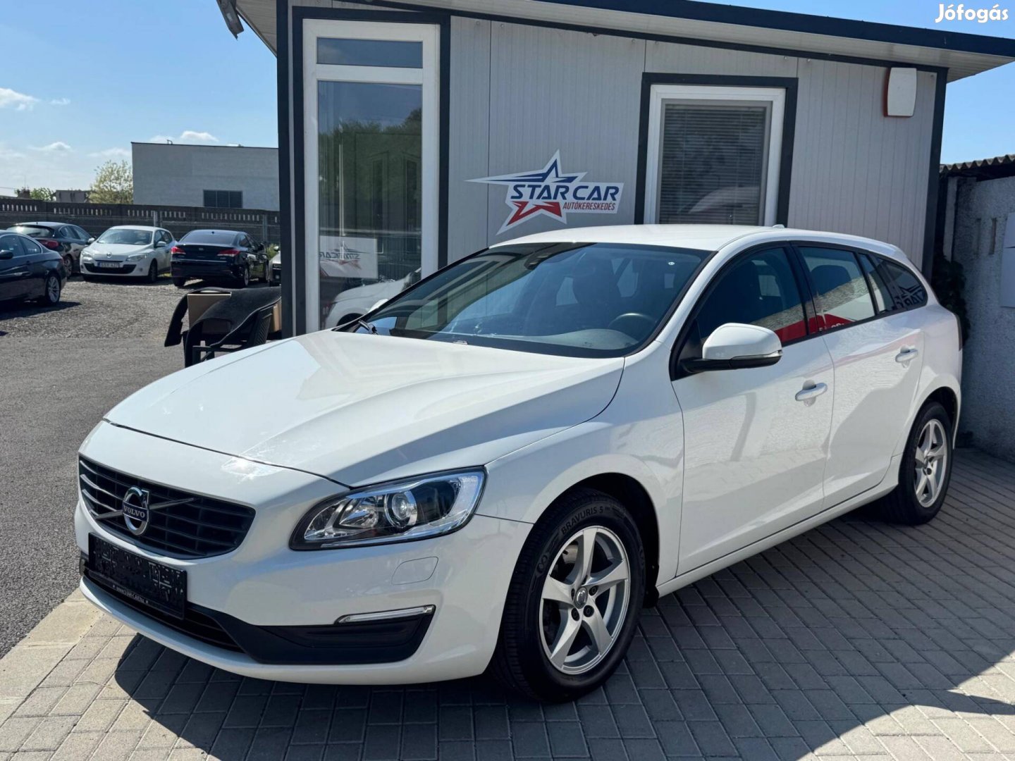 Volvo V60 2.0 D [D3] Momentum Geartronic Automa...